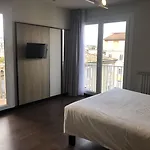 Ibis Centre 3*