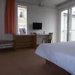 Ibis Centre