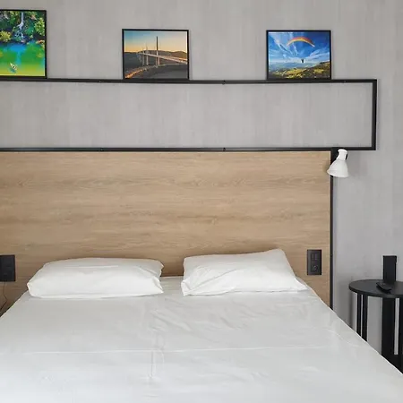 Ibis Centre 3*