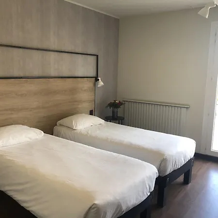 Hotel Ibis Centre 3*