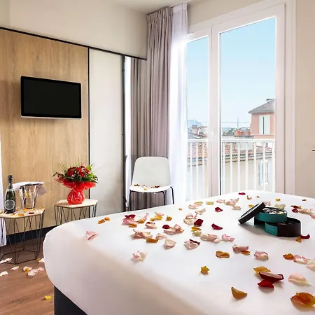 Ibis Centre 3*