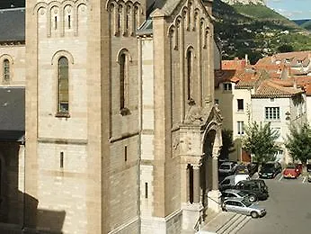 Hotel Ibis Centre 3*