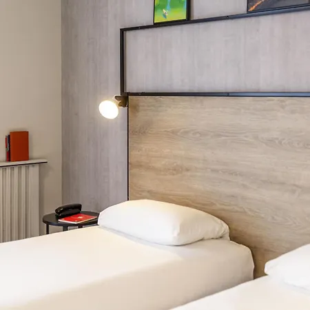 Ibis Centre 3* Μιλό