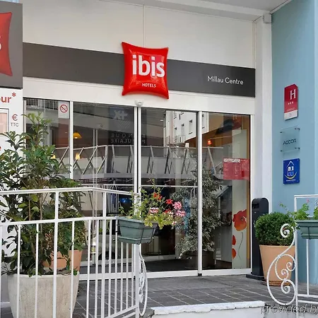 Ibis Centre Hotel 3*