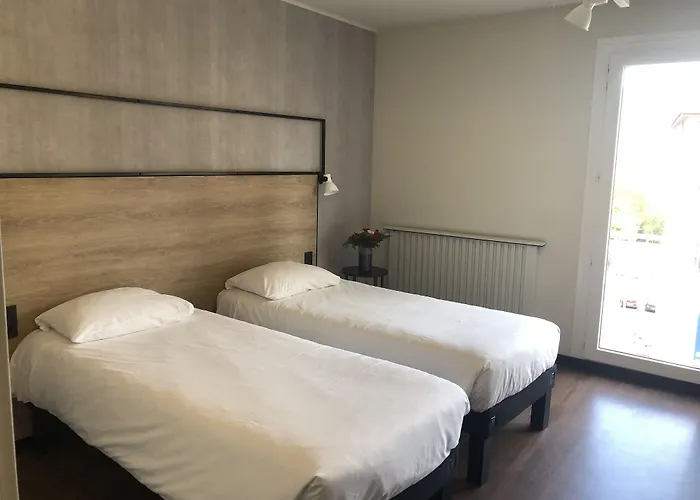 Hotel Ibis Centre 3*