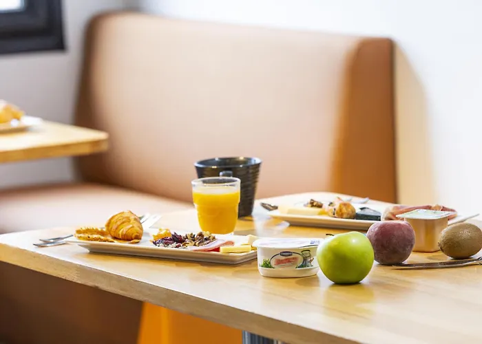 Ibis Centre Hotel 3*