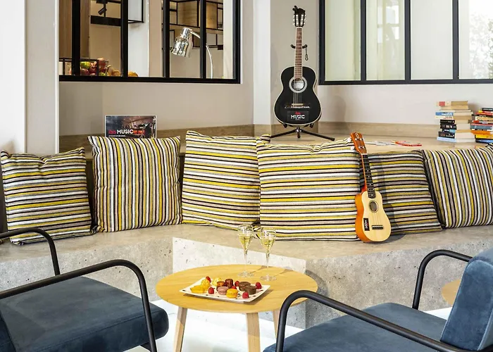 Ibis Centre Hotel 3*