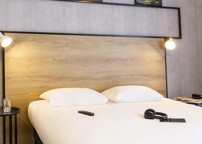 Ibis Centre Hotel 3*