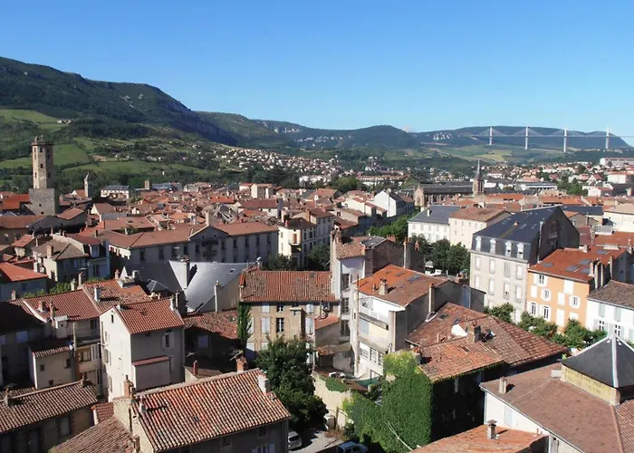 Ibis Centre Hotel 3*